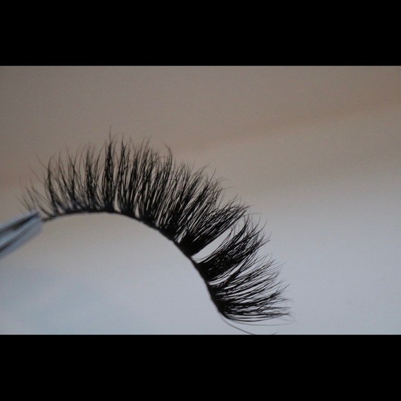 Style: Diamond - Picture 2 of 2